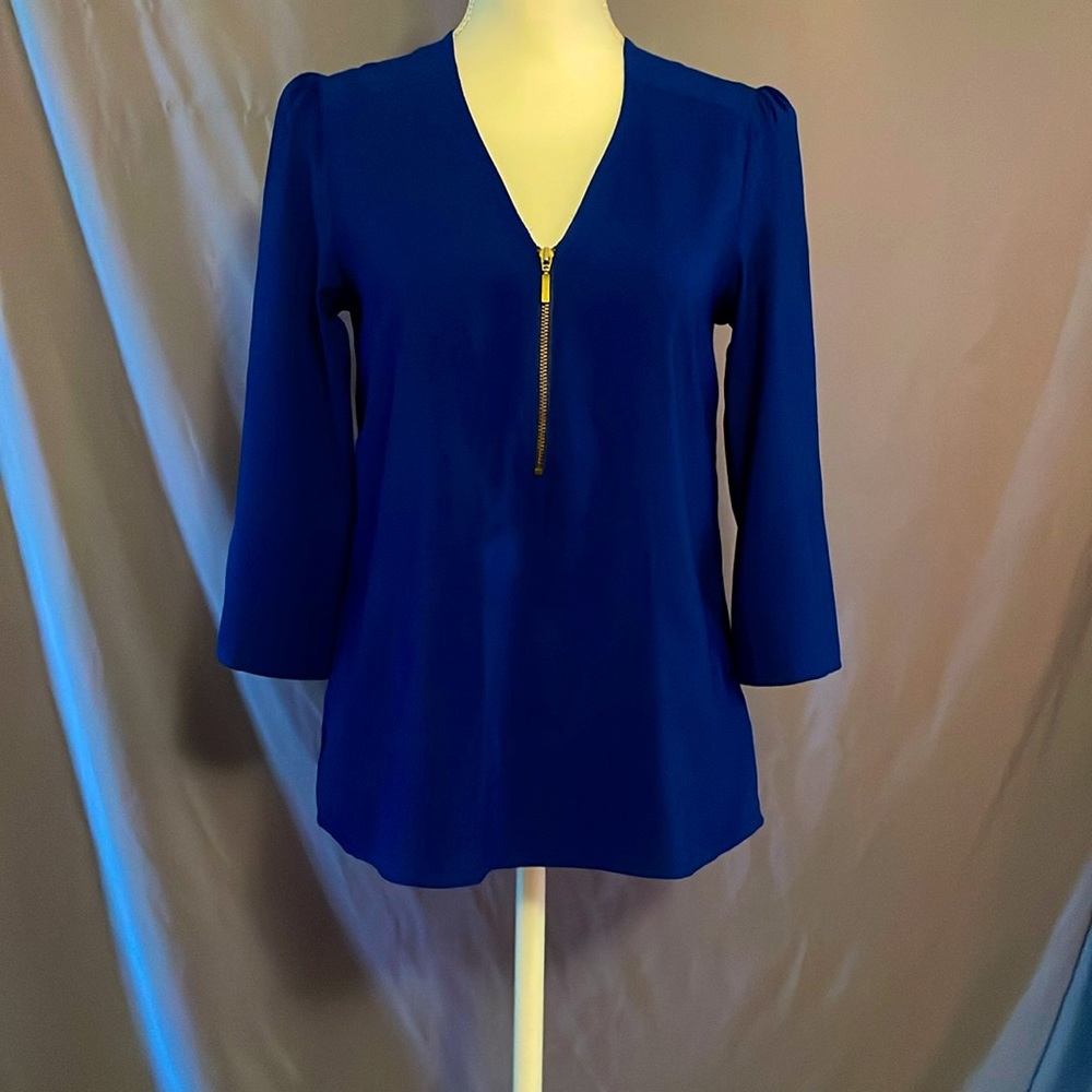 🌟4 for $20 🌟 Express blouse